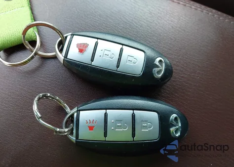 2010 Infiniti Ex35 Journey z USA, uszkodzony, nr VIN JN1AJ0HR7AM754854